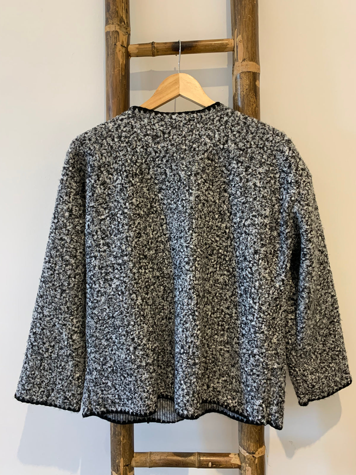 BOUCLE GREY JACKET