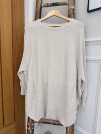 THE EVERYDAY POCKET JUMPER